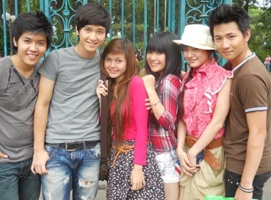 Huynh Anh cap ke Viet Hue hinh anh