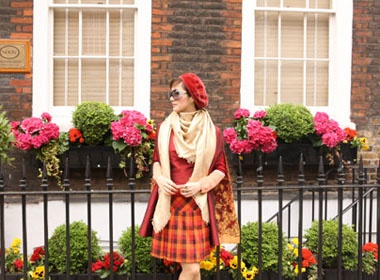 Giang My ke chuyen xem bong da o Anh hinh anh