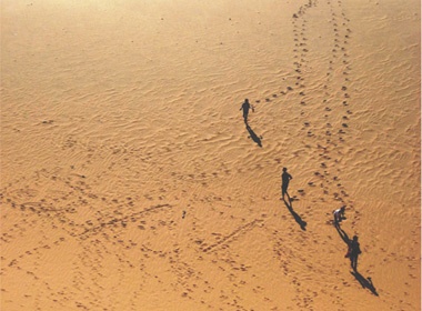 'Bay' cung doi cat Mui Ne hinh anh