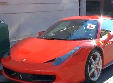 Ferrari 458 Italia lam xe tap lai hinh anh