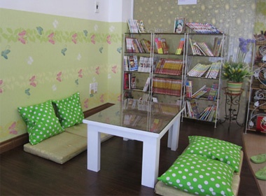 Thoa suc lam thiep, to tuong trong quan tra sua hinh anh