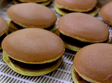 Thuong thuc banh ran Doremon hinh anh