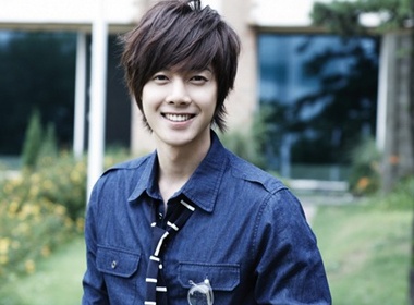 Kim Hyun Joong den Viet Nam vao 11/8 hinh anh