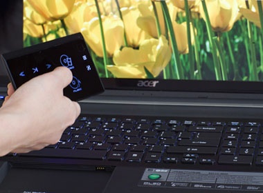 Laptop dieu khien tu xa cua Acer hinh anh