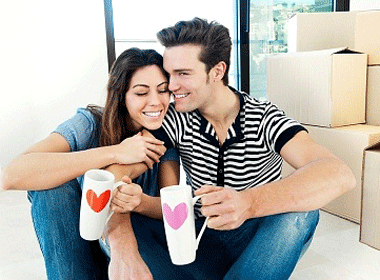 Nam cach den gan trai tim chang hinh anh