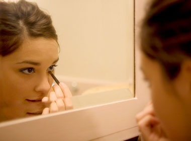 Meo trang diem cho cac co gai tre hinh anh