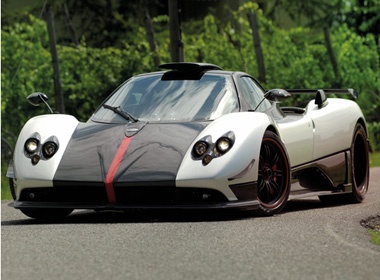 'Xe trieu do' Pagani Zonda drift tren duong pho London hinh anh