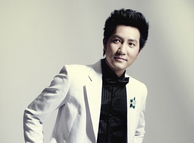 Lich lam nhu Nguyen Phi Hung hinh anh