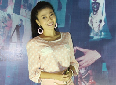 Mai Phuong mung 'Tac ke' khai truong shop hinh anh