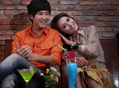 Huynh Anh dang 'hen ho' hotgirl moi? hinh anh