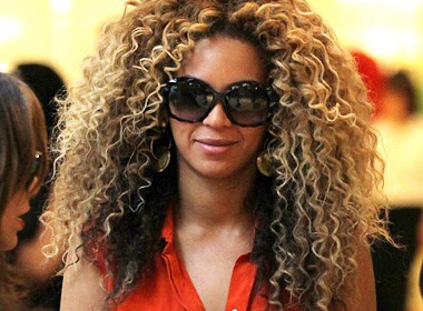 Hoa mat khi Beyonce Knowles phong tay mua sam hinh anh