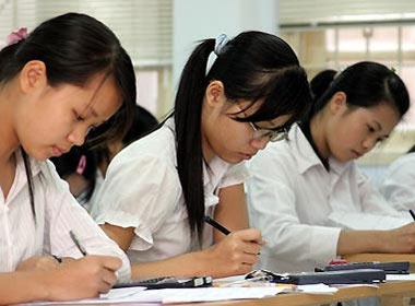 Goi y giai de Ly, Sinh, Van khoi C, D ky thi CD 2011 hinh anh