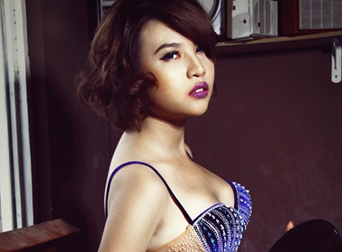 Dam Thu Trang: 'Khong muon nguoi ta chi nhin vao nguc minh' hinh anh