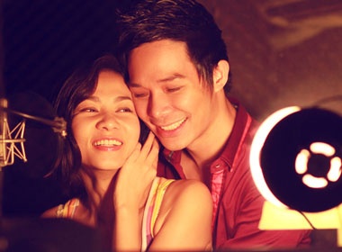 Thu Minh va Nathan Lee nong nan trong phong thu hinh anh