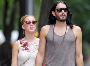 Katy Perry uc vi bi don bo chong hinh anh