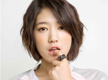 Park Shin Hye phai nhap vien lai hinh anh