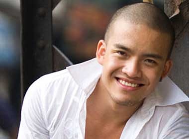 Gap hotboy doat giai phim ngan dong tinh hinh anh