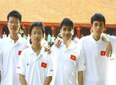 Teen Viet gianh huy chuong vang Olympic Tin hoc Quoc te hinh anh