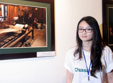 Con gai xinh dep cua GS Ngo Bao Chau lam tu thien hinh anh