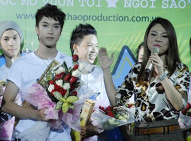 Thanh Thao khoe 'ga' moi hinh anh