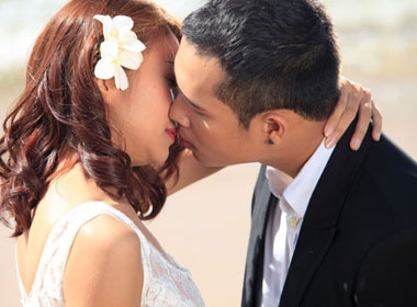 Canh hon lang man cua Thanh Hang va Truong The Vinh hinh anh