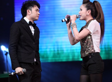 Bao Thy goi cam ben Duong Trieu Vu hinh anh