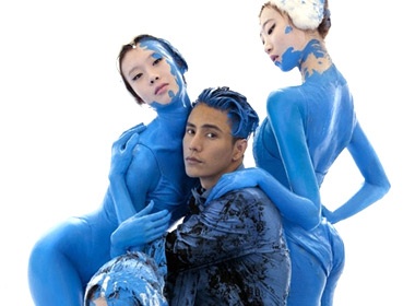 Tran Khon quan quyt ben my nu hinh anh