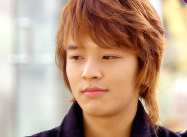 Ngoi sao 'Hoang cung' bi bat hinh anh