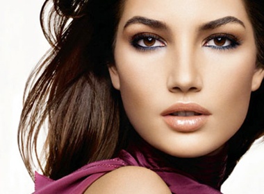 De co mot doi mat quyen ru hinh anh