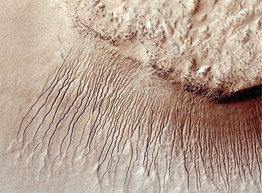 Dau hieu moi cho thay co the co su song tren sao Hoa hinh anh