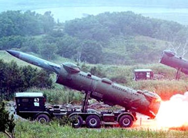 'Sat thu tau san bay' mot thoi hinh anh