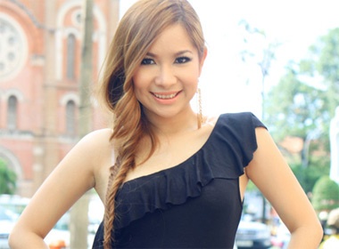 Duy Uyen Mat Ngoc xinh tuoi ngay tro ve hinh anh