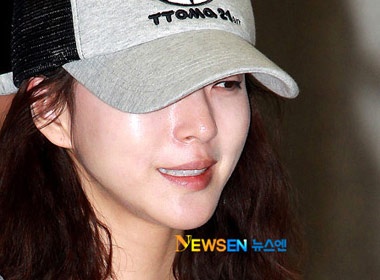 Han Ye Seul khong bi loi ra toa hinh anh