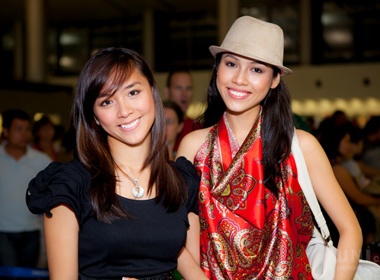 Hoang My rang ro ngay len duong hinh anh