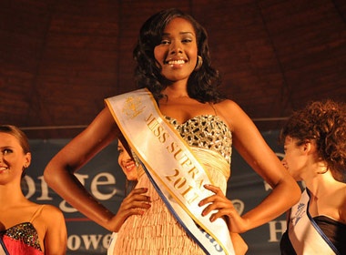 Thu May tiep tuc lo giai tai nang hinh anh