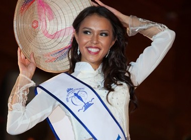 Thu May lot top thi sinh duoc bau chon nhieu nhat hinh anh