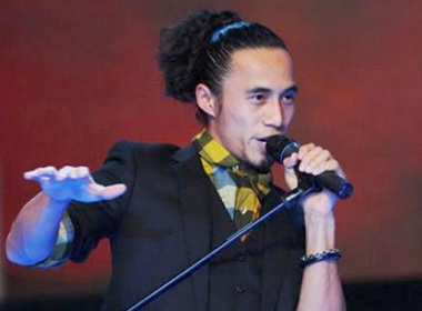 Pham Anh Khoa: 'Toi rat thich phu nu co vong eo nho' hinh anh