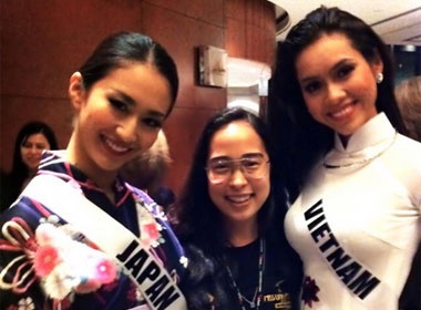 Hoang My dien ao dai trang trong tiec chao mung hinh anh