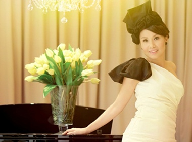 Cam Ly sang trong voi 'Nua trai tim' hinh anh