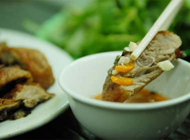 Thom nong vit quay la qua mac mat Lang Son hinh anh