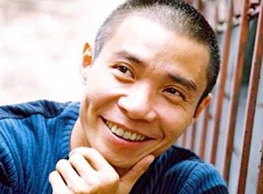 Cong Ly: 'Buon vi 40 tuoi van di ve mot minh' hinh anh