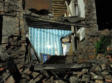 19 nguoi chet vi dong dat manh o Nepal, An Do hinh anh