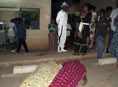 Xa sung dam mau, 36 nguoi thiet mang hinh anh