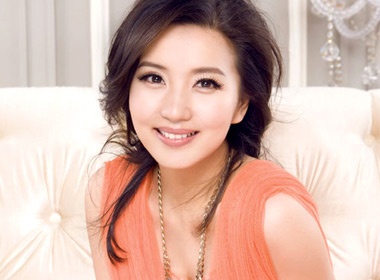 Ngat ngay voi nhan sac 'gai mot con' Tran Hao hinh anh
