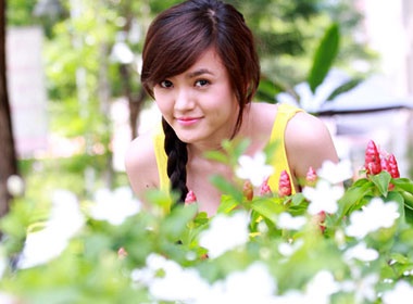 'Nguoi yeu' cua Baggio xinh tuoi trong nang hinh anh