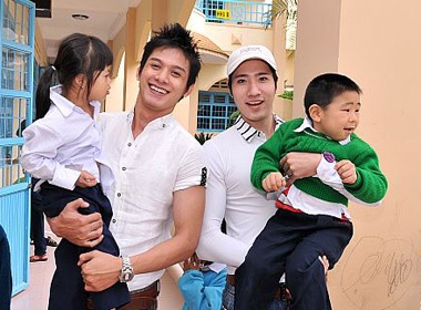 Thi sinh Sieu mau roi nuoc mat vi nhung manh doi bat hanh hinh anh