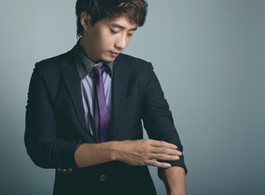 Mix trang phuc cho chang ngay thu hinh anh