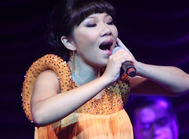 Tran Thu Ha: ‘Con toi du o dau cung la nguoi Viet’ hinh anh