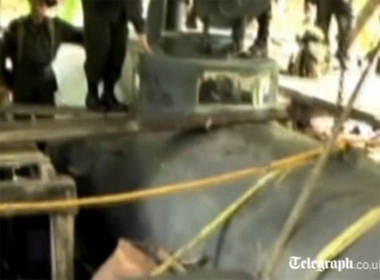 Dung tau ngam cong nghe cao de van chuyen ma tuy hinh anh