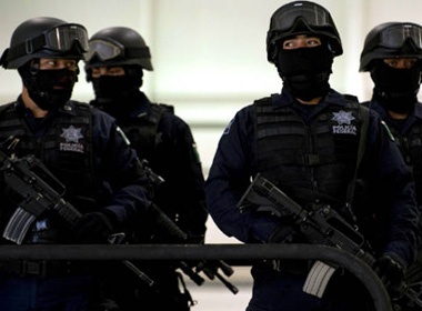 Phat hien nhieu dau nguoi gan truong tieu hoc o Mexico hinh anh